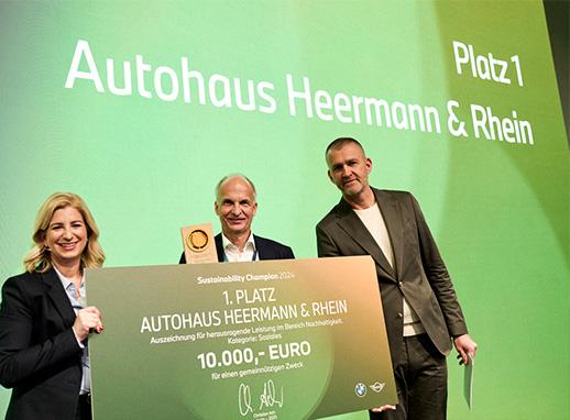 Scheckübergabe Award für Soziales Rhein Gruppe Scheckübergabe Award für Soziales Rhein Gruppe